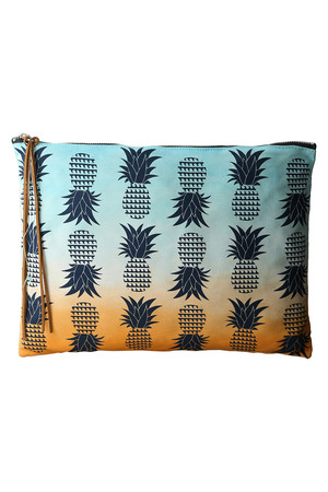  Kai Lani カイラニ 【ginger and sprout】DYED PINEAPPLE CLUTCH オレンジxブルー 