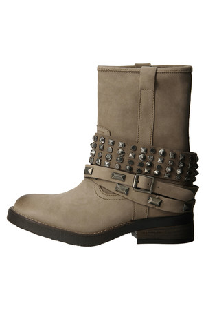  SALE 【50%OFF】 [STEVE MADDEN スティーブ・マデン] スタッズ付エンジニアブーツ ブラック 