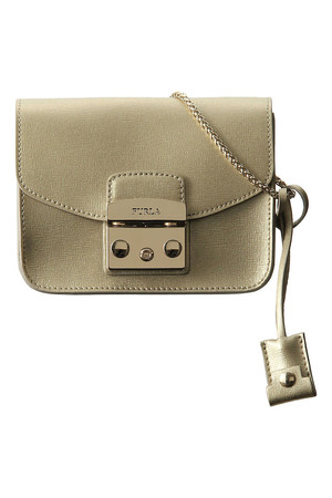  [FURLA フルラ] METROPOLIS 型押チェーンミニバッグ ライトゴールド 