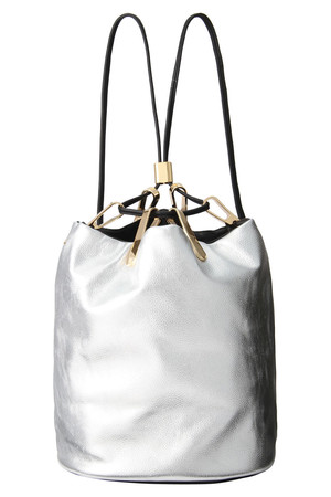  Hashibami ハシバミ 【Hashibami muse】巾着型リュック シルバー 