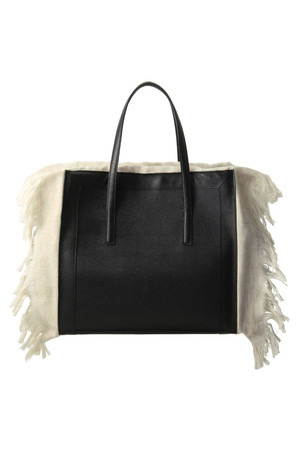  SALE 【30%OFF】 MARY AL TERNA メアリ オル ターナ NOD フリンジストールトートバッグ ブラック 