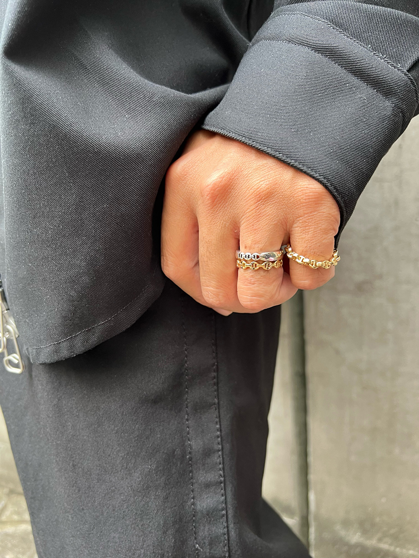 ELLE SHOP】【MEN】スタッフが提案！ 重ね付けジュエリーコーデ3選