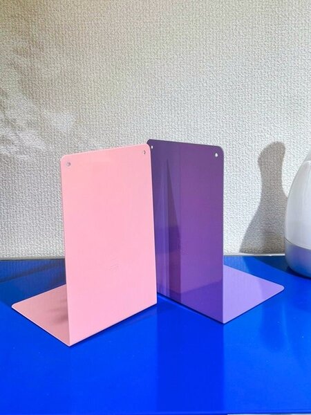 複数カラー並べれば、部屋がポップに！