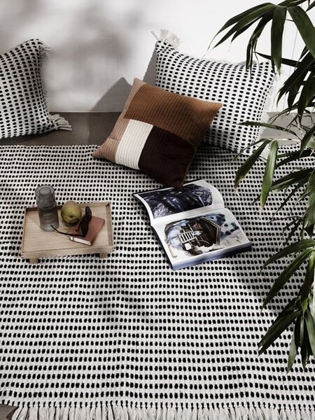 3「ファームリビング」の“ウェイ クッション”