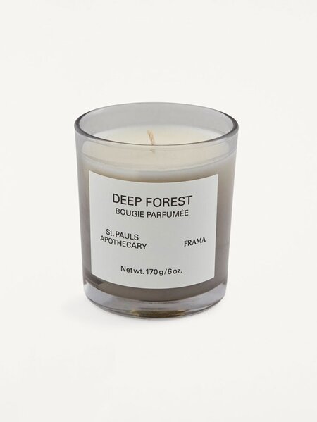「フラマ」の“ディープフォレスト センテッド キャンドル”