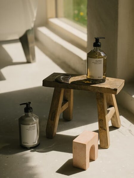 彫刻家のアトリエに着想を得た2つの香り