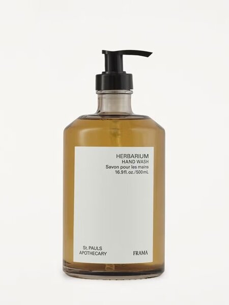 2 「フラマ」の“Herbarium ハンドウォッシュ”