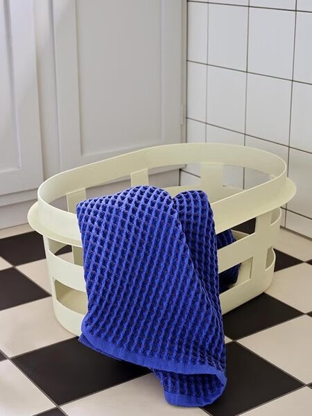 3 「HAY」の“LAUNDRY BASKET S Soft yellow”