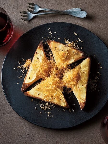 クミンポテトとミモレットのトースト