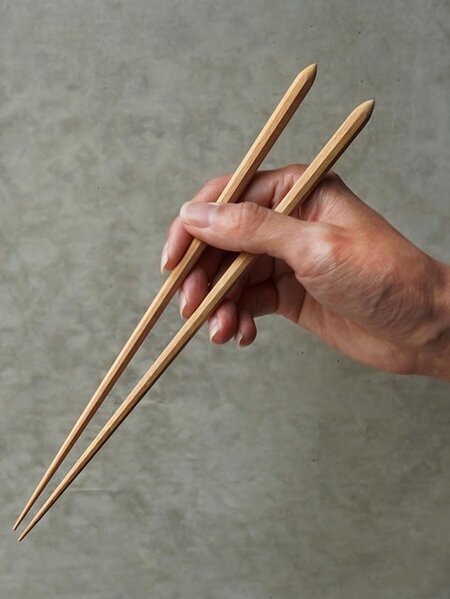 東京の老舗「大黒屋」が手がける細身の八角箸