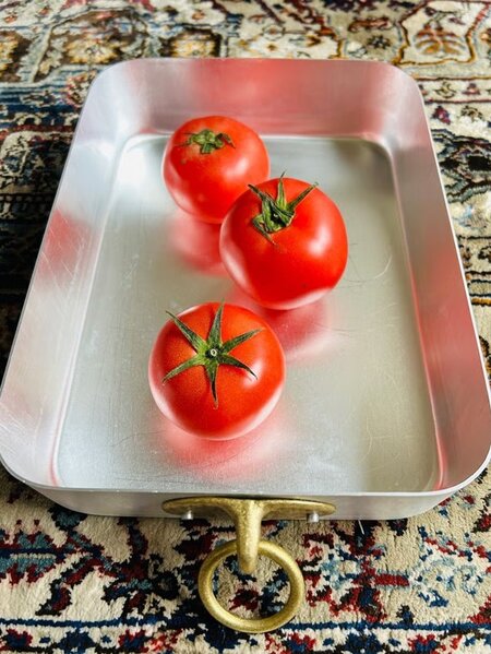 使うほどに愛着が増す、イタリア製の「レクタングルベイカー」