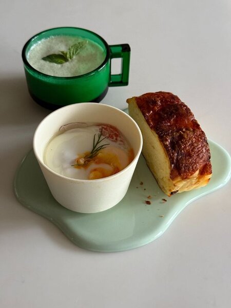 湯煎もへっちゃらなので、朝食のエッグスラットの器に 