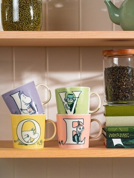 「アラビア」の”ムーミン アルファベットコレクション マグ”