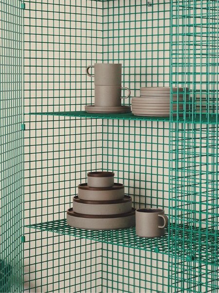 モダンな表情が魅力「ハサミポーセリン」