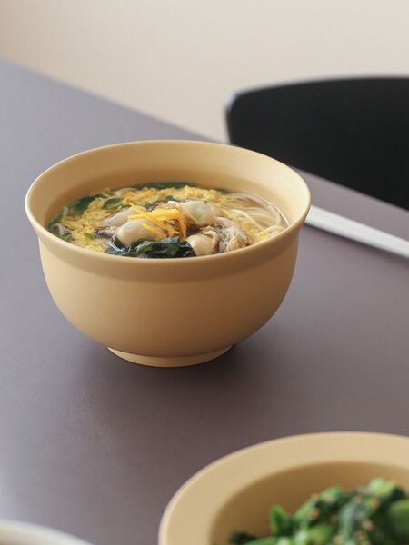 やさしい丸みが食卓を包む「Kura／クラ」のどんぶり