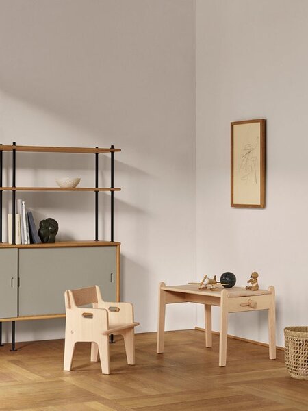 遊び心とやさしさを、物語のあるスモールファニチャー