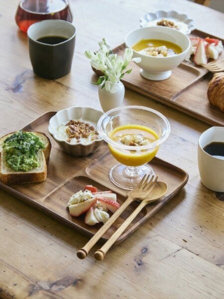 乗せるだけで気分が変わる、ウッド素材のプレート＆カトラリー