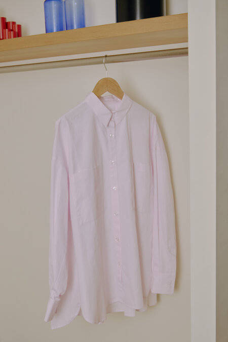 2.「サードマガジン」のオーバーサイズシャツ