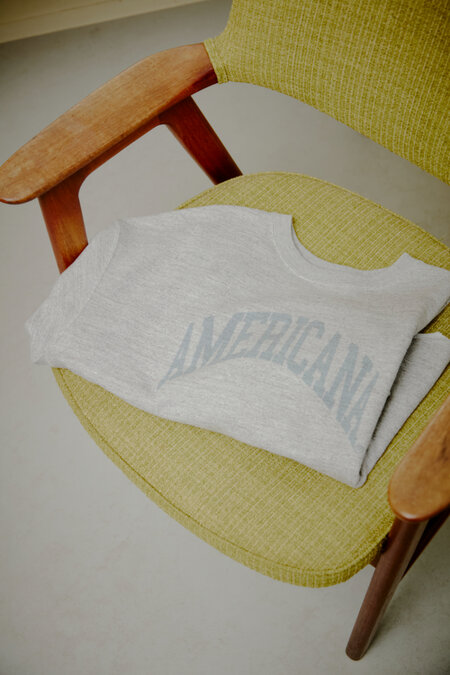 10.「アメリカーナ」のカットオフ スエット