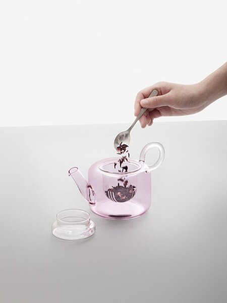 香りを楽しむ優雅なティータイム