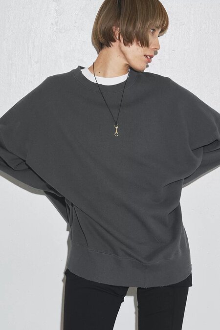 スウェット×Tシャツ