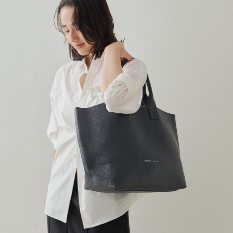 デイリーにも馴染む、ビジネスシーンに持ちたいバッグ7選