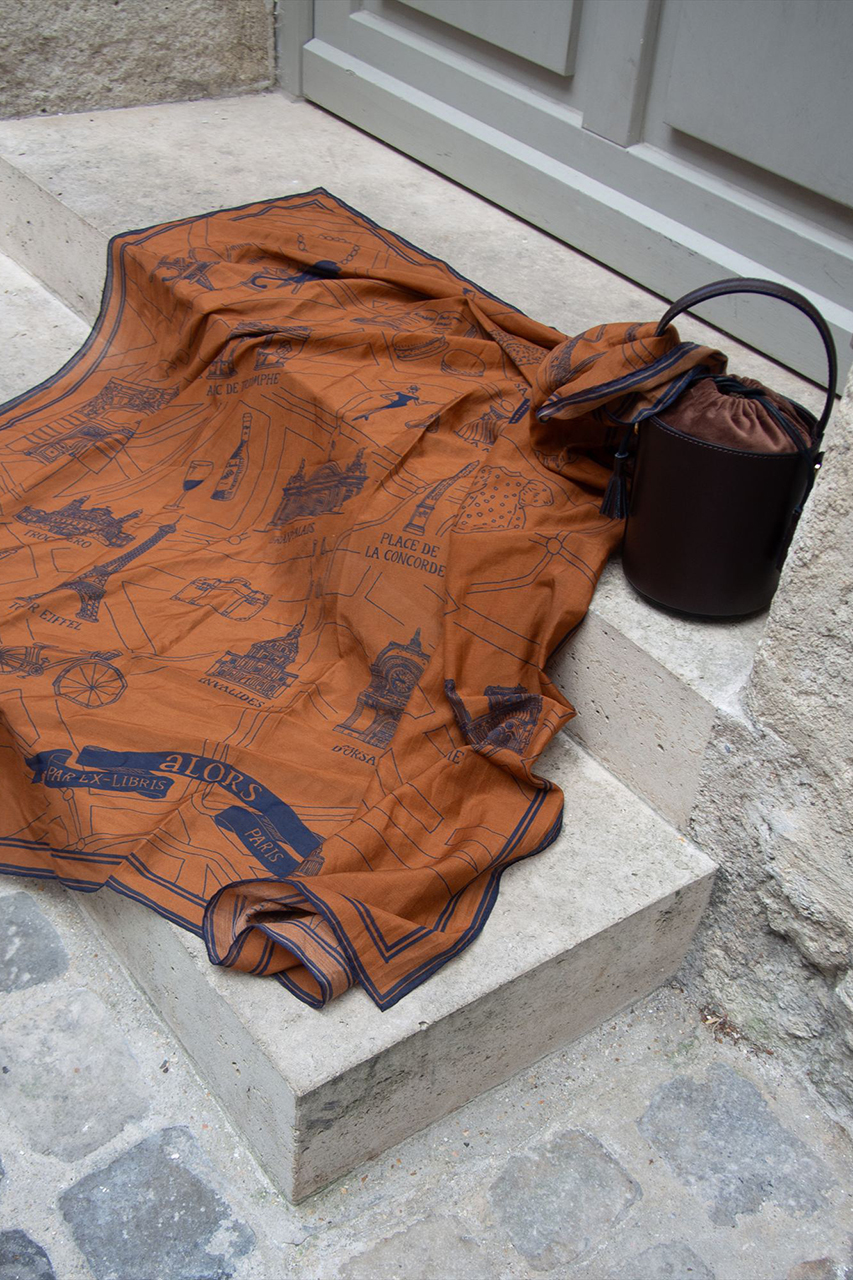 新品未使用　Ex-libris Paris x aLORS スカーフ Foulard Ex-libris Paris x aLORS -une collaboration d