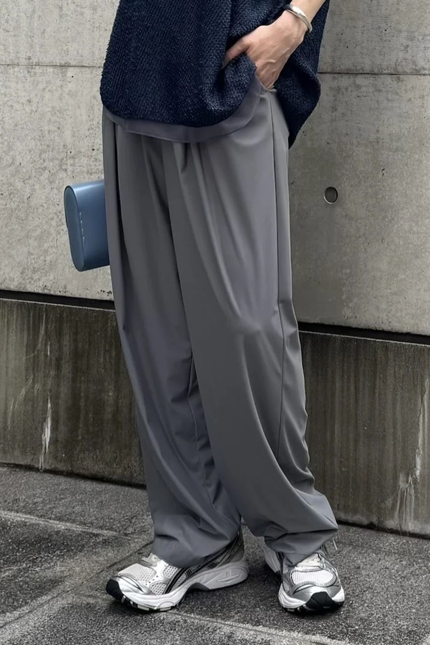 スタニングルアー ミドルウエストクロップドパンツ STUNNING LURE（クロップドパンツ）のフリマアイテム一覧