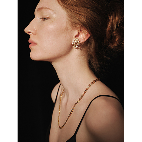 ADER.bijoux/アデル ビジュー｜クリスタルの輝きとスターモチーフが