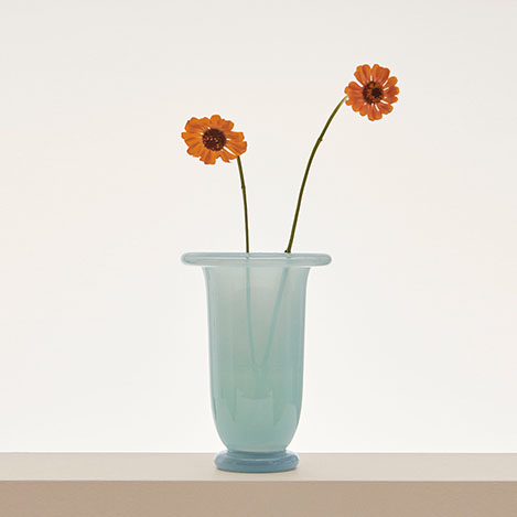 「HAY」の新作フラワーベースとマットとでハッピーな空間づくり！