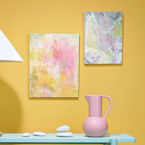 インテリアとあわせて飾りたい、日常を彩るイイユ・ヒロムのアート