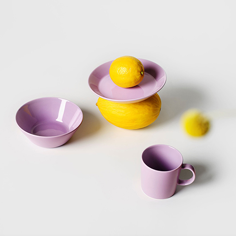 「イッタラ」に春らしいカラーのアイテムが仲間入り！