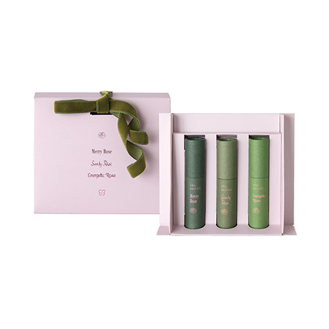 uka ホリデーコフレ ネイルオイル ローズスタディ　発売開始