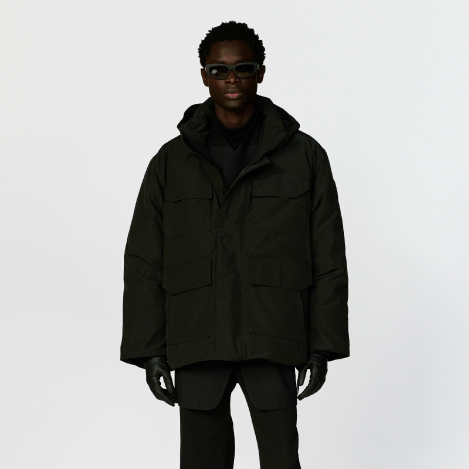 新年を彩るウィンターパーカ