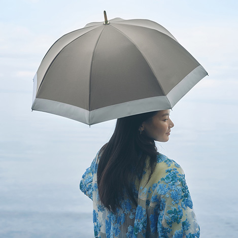 母の日ギフトに。「アントゥーレ」の日傘