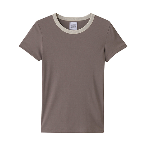 夏日に選びたい肌に心地よいドライタッチのTシャツ