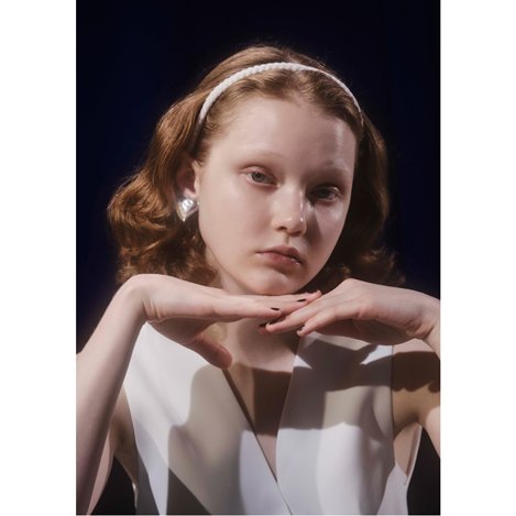 人気のヘッドバンドやラッキーモチーフイヤリングが登場！「イリスフォーセブン」の新作“MAGIC SHOW”コレクション