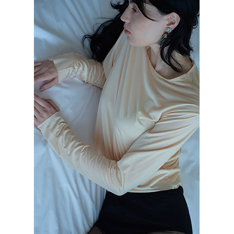 IRIS 47(イリスフォーセブン)｜silky oversize トップス