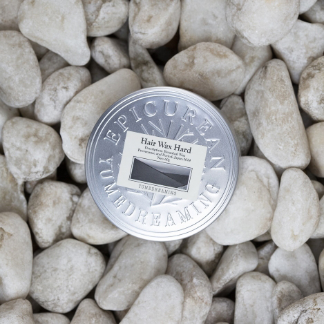 「ユメドリーミン」から風をはらんだような毛先を長時間キープするハードタイプのワックスが登場