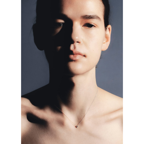 足首にセンシュアルなアクセントを。アンクレットが初登場した「ル ボンボン」の新コレクション