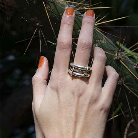 Spinelli Kilcollin｜スピネリキルコリンのピアス（ピアス