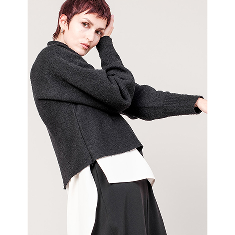 秋冬の大人綺麗めコーデに外せない「ドメル」ニットアイテム