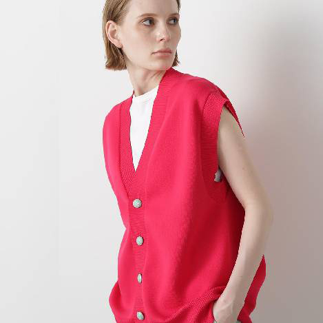 ＜PICK UP＞毎年人気のメタルボタンニットシリーズ