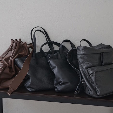 IACUCCI｜イアクッチのポーチ通販｜ELLE SHOP (エル・ショップ)