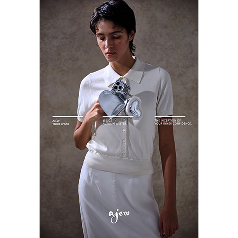 日常に灯る、ときめきのスパーク。秋冬スタイルに「エジュー」の最新スマホケースを