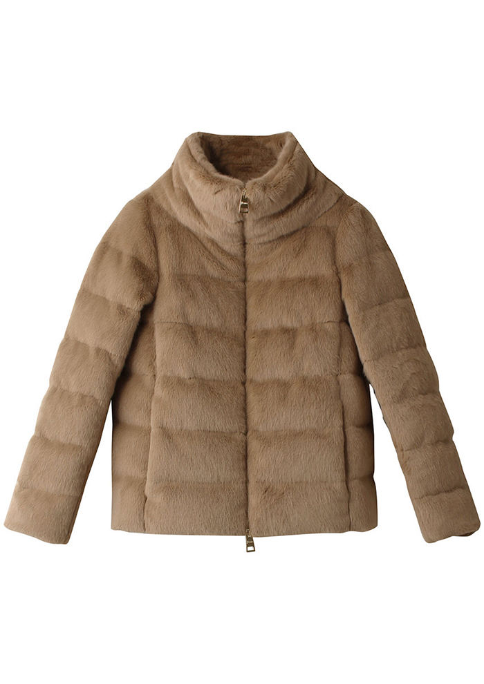 【HERNO】MANTELLA フェイクファージャケット 7分袖 ベージュ HERNO】フェイクファーコート | アナイ | 大丸札幌店公式 SHOP BLOG