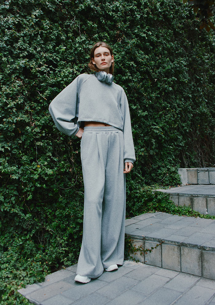 LE PHIL ウェア【LE PHIL SPORTS】 裏起毛スウェット ELLE SHOP MAIL 2025.10.22