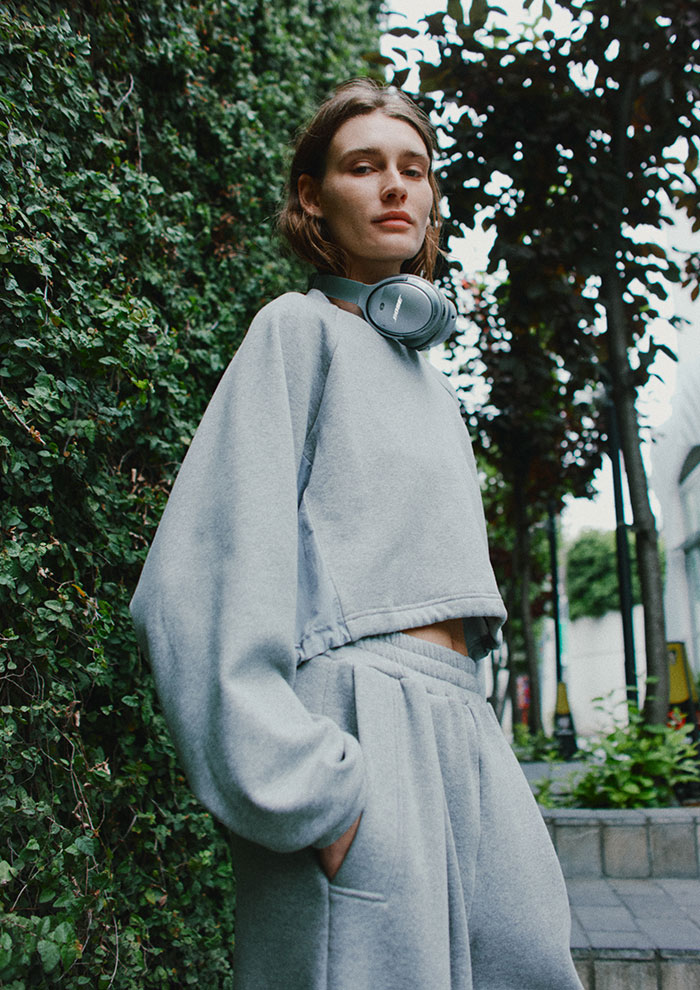 美品　未使用　LE PHIL. グレー ハイネック ジッパー スウェット ELLE SHOP MAIL 2025.10.22