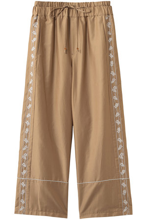 ミュベール/MUVEILのスミレ刺しゅうパンツ