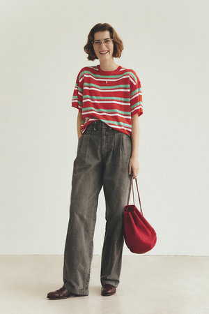 マルチストライプクルーネックニット